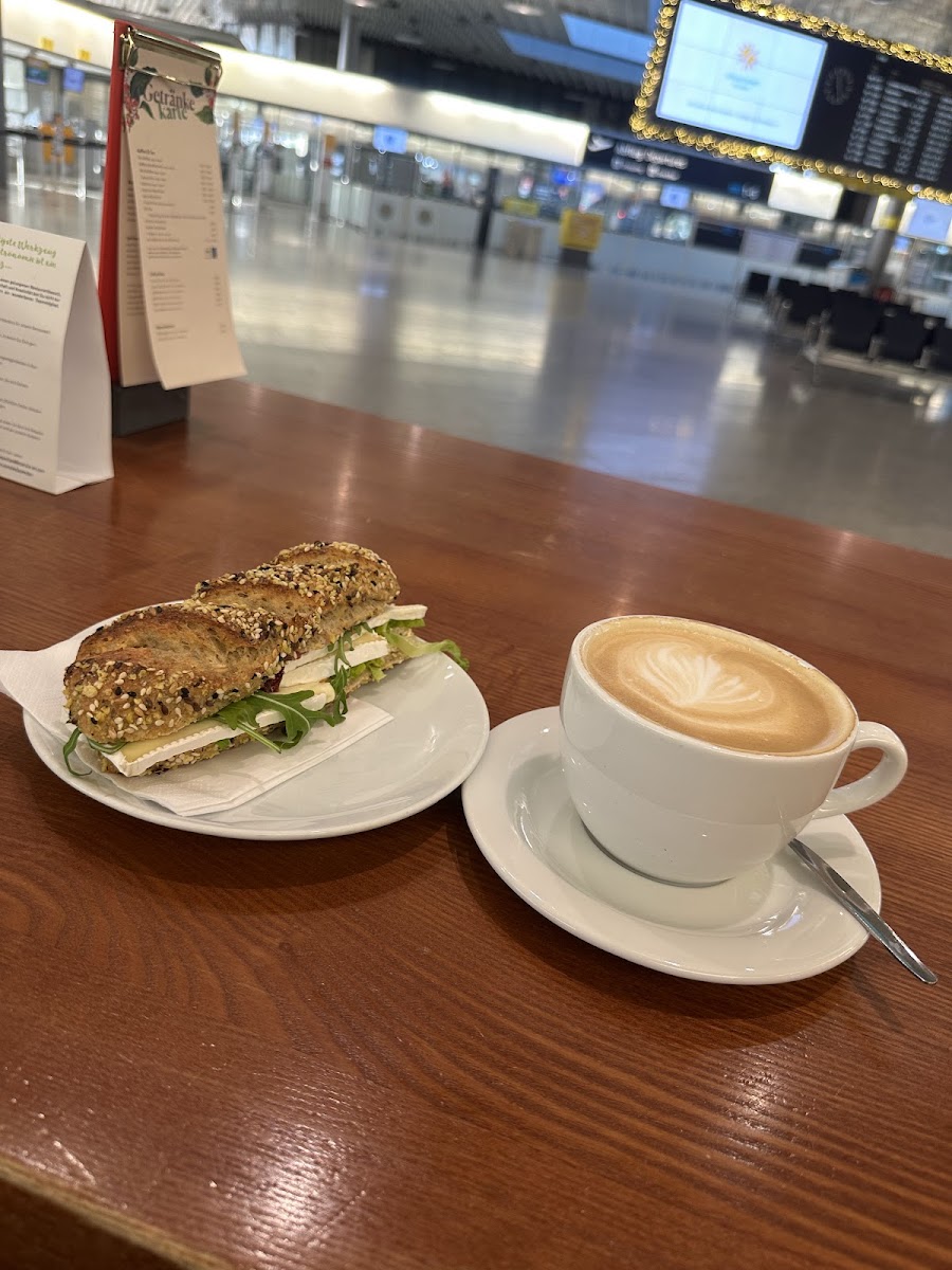 Mövenpick Café Hannover Airport Terminal A Photos 9