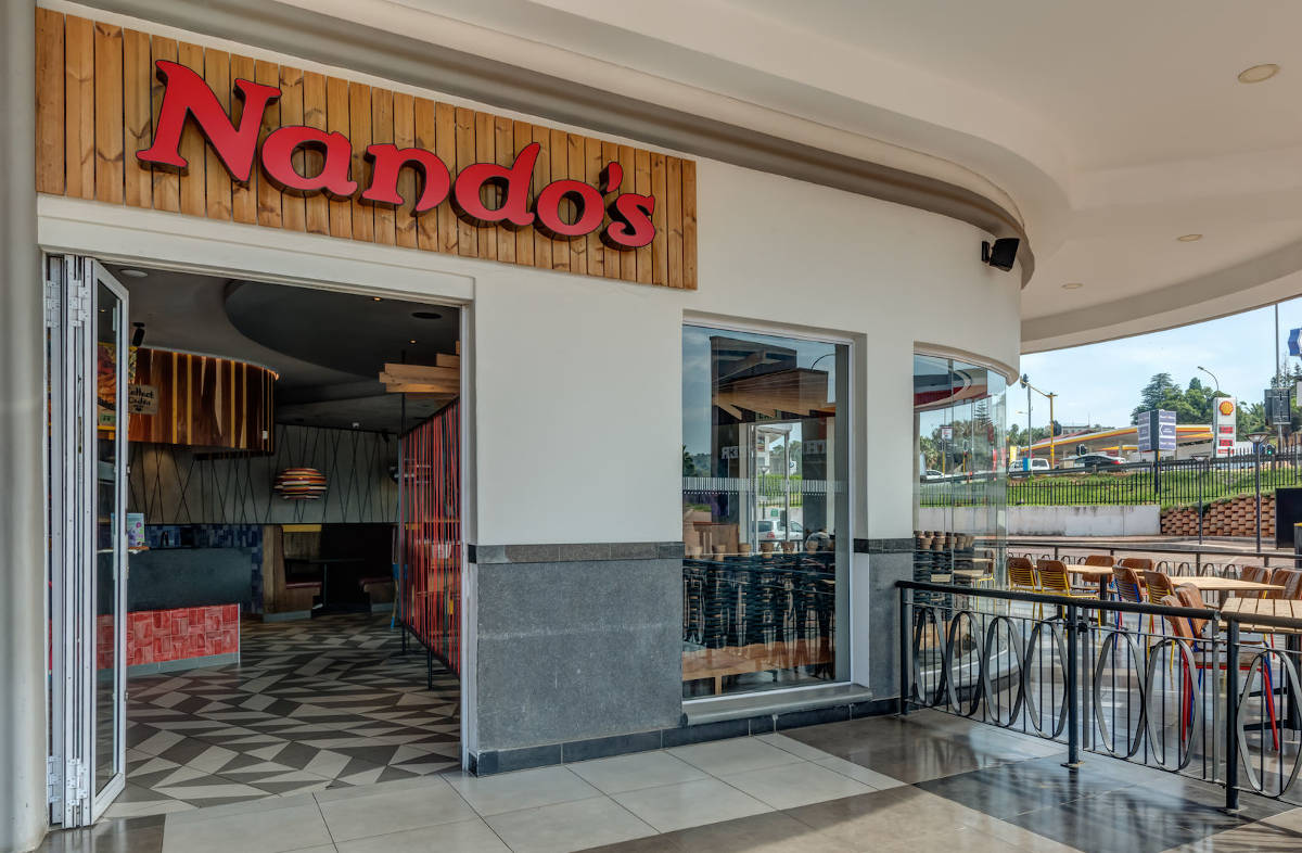 Nando's Comaro Crossing