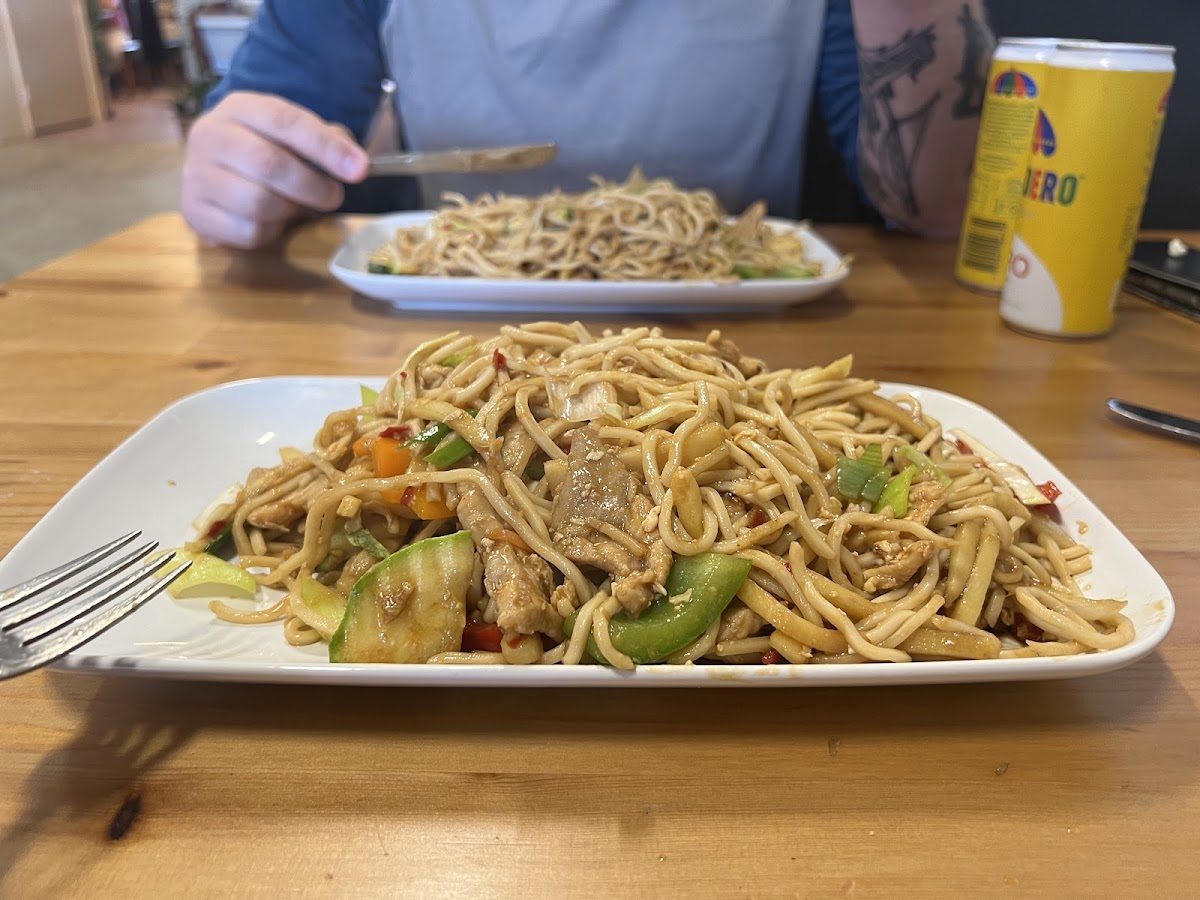 Nang's Restaurang & Takeaway Photos 9