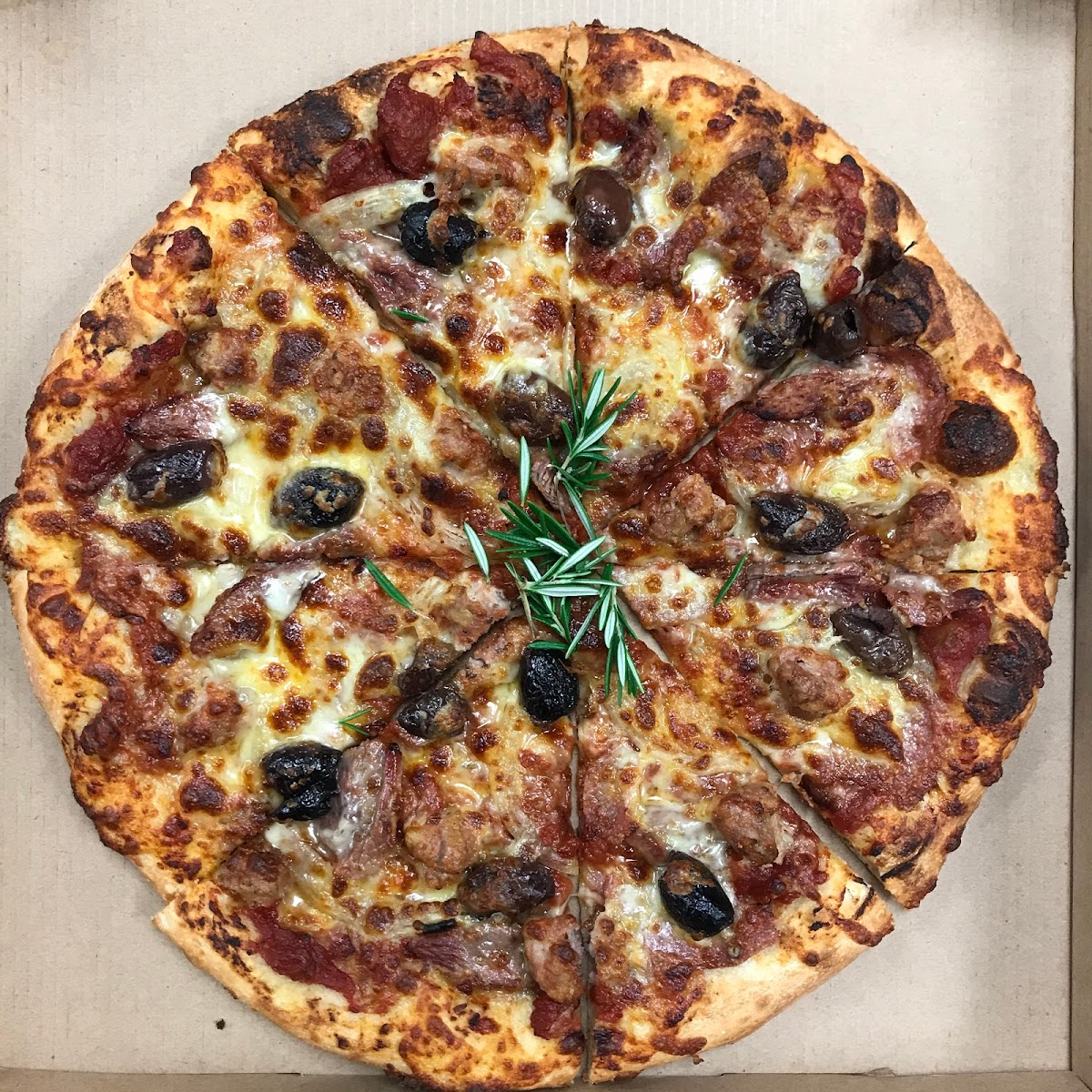 Neptunes Pizzeria Photos 9