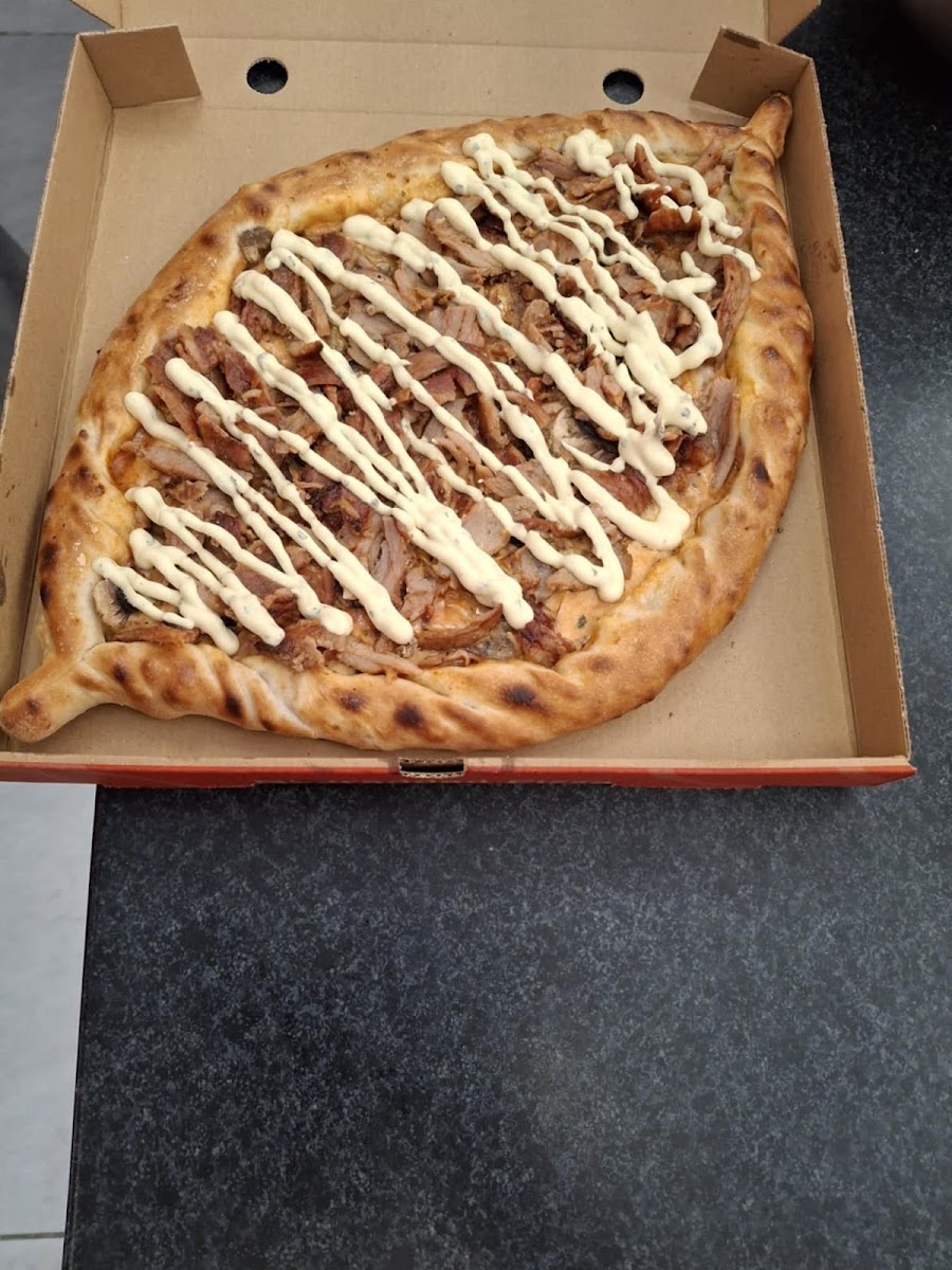 Nisses Pizzeria Photos 2
