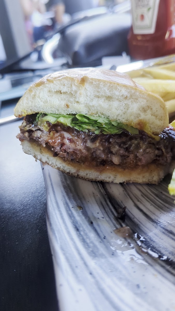No Bull Burger Bar Photos 9