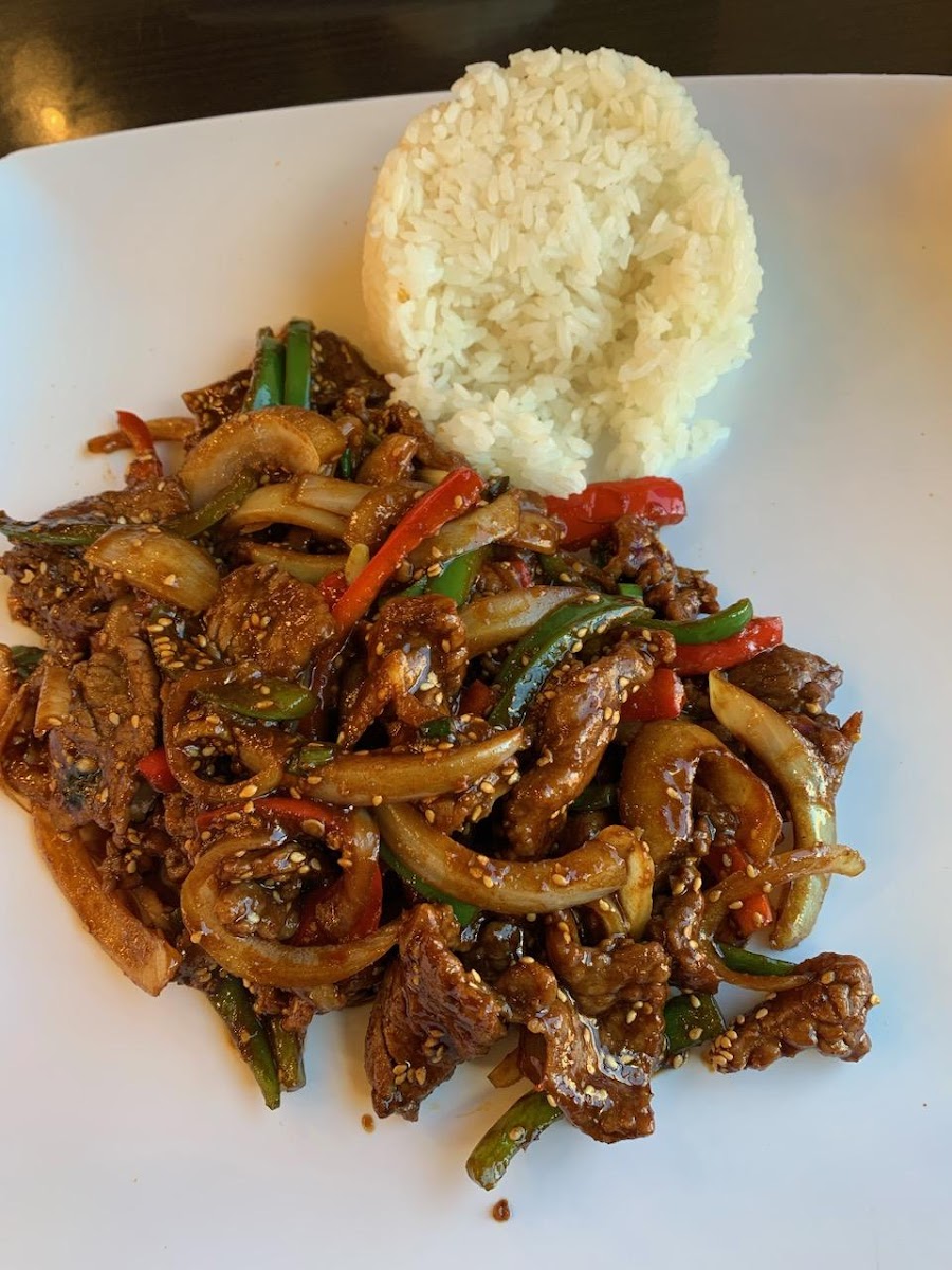 Noodles & Dumplings Photos 9