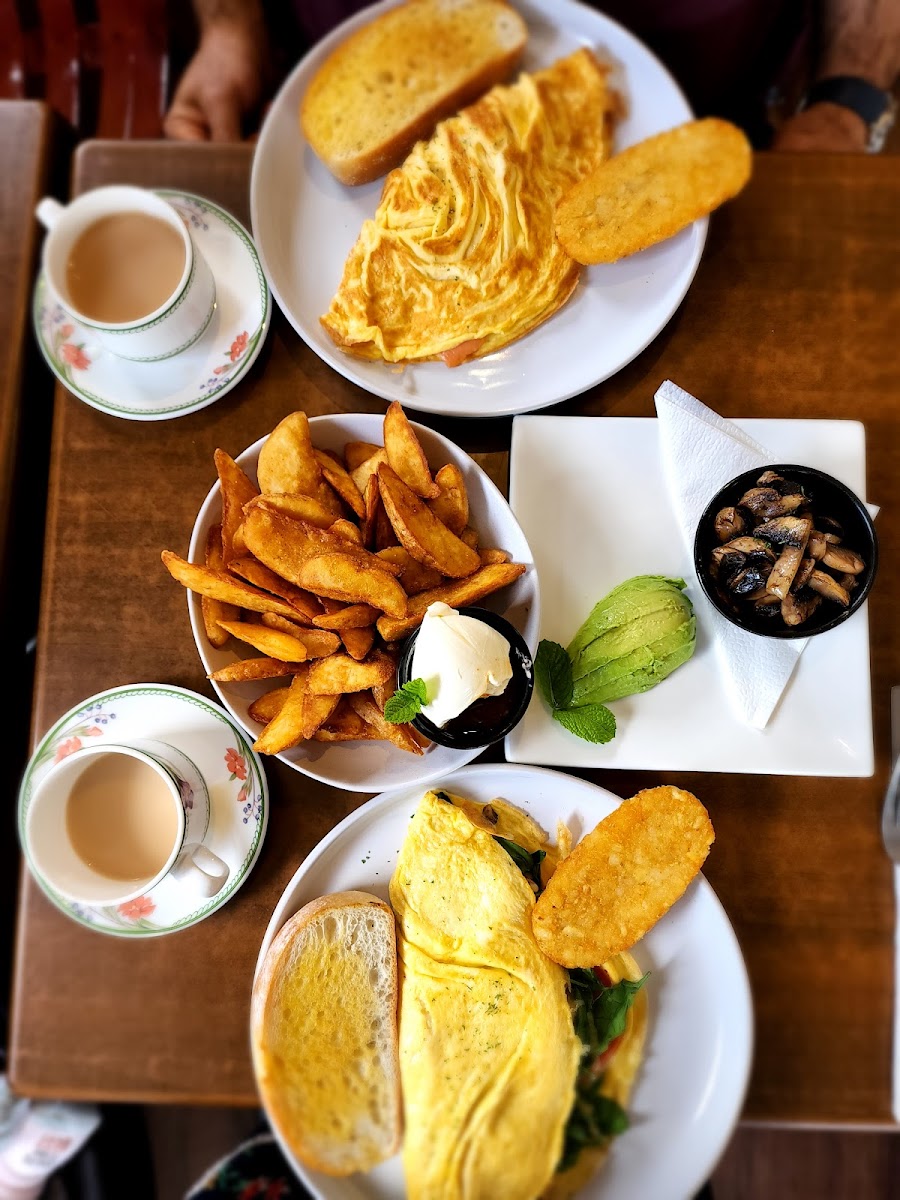 Normablue Cafe & Catering Photos 9