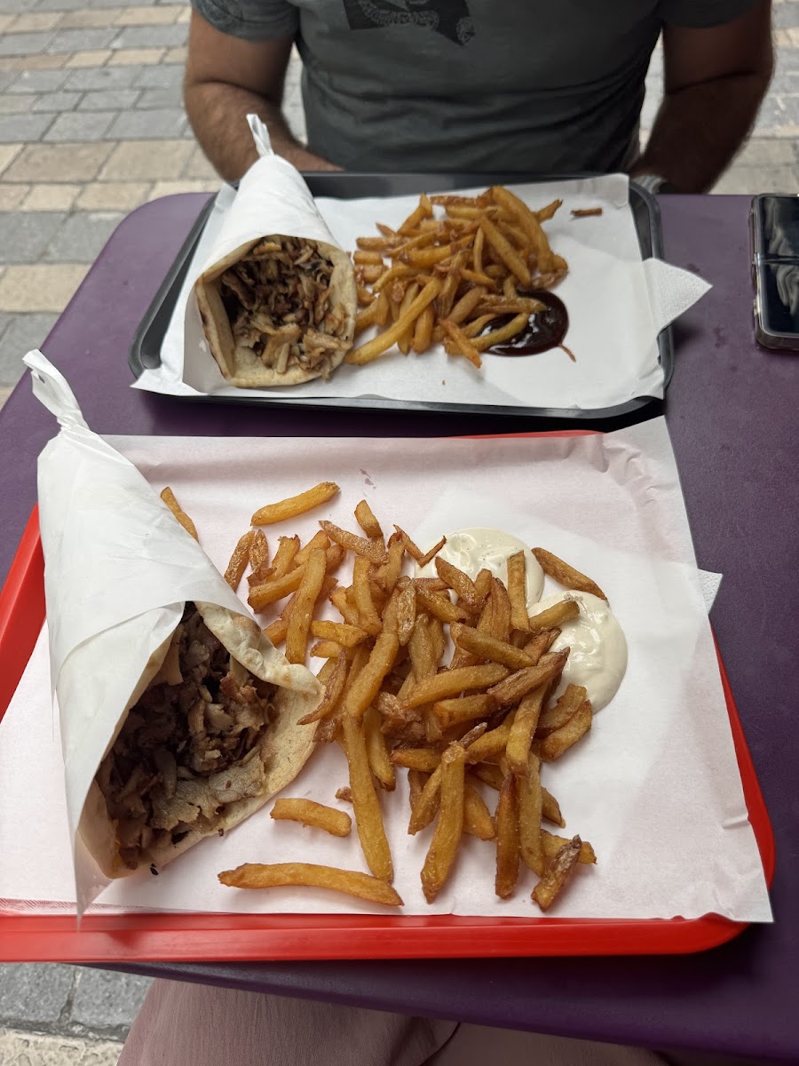 Nosh Naan Kebab Tacos & Wings