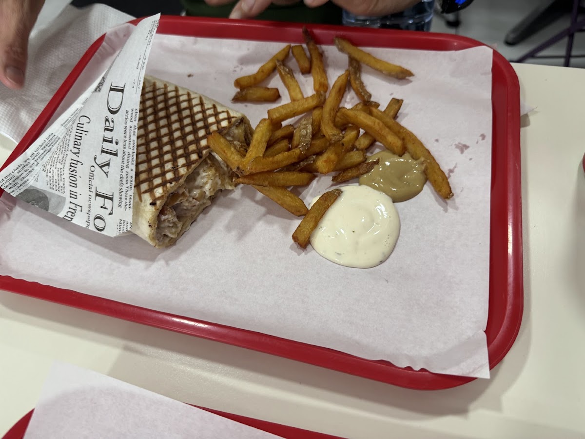 Nosh Naan Kebab Tacos & Wings Photos 2