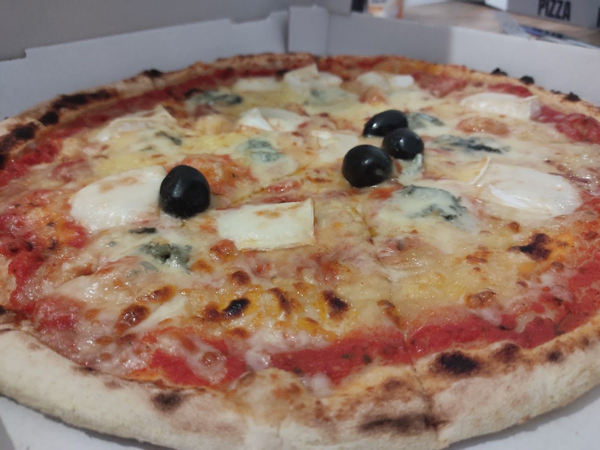 Nostra Pizza Aux Feu De Bois À Pierre-Benite Photos 2