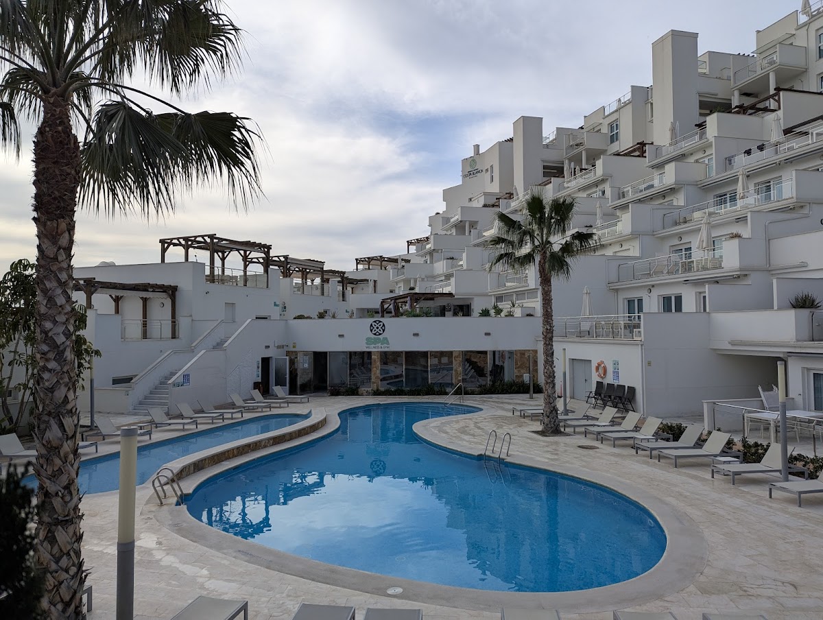 Nuzza Beach & Terrace Restaurant Photos 2