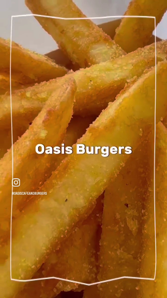 Oasis Cafe & Burgers Photos 2