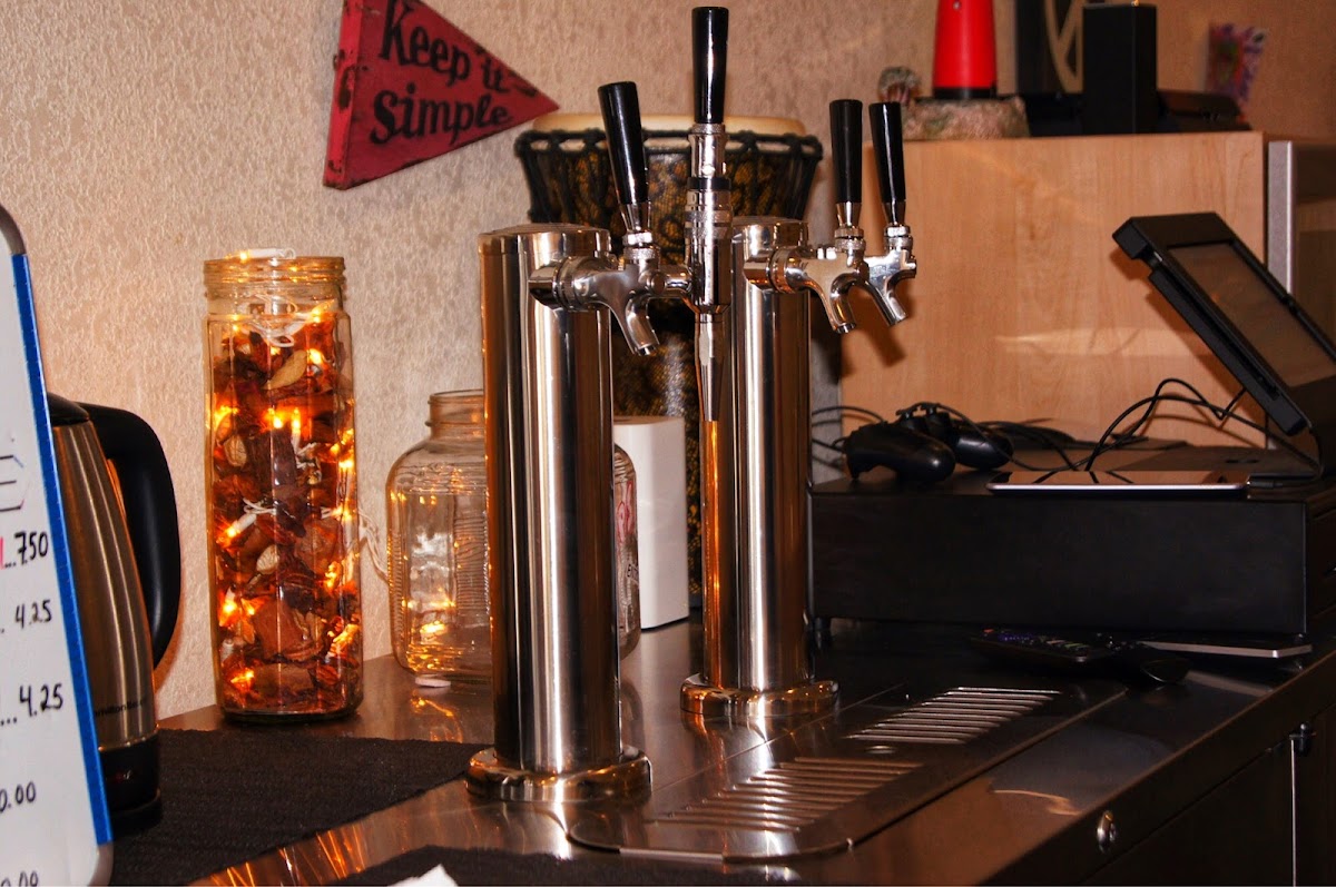 Oasis Root Coffee And Kava Lounge Photos 9