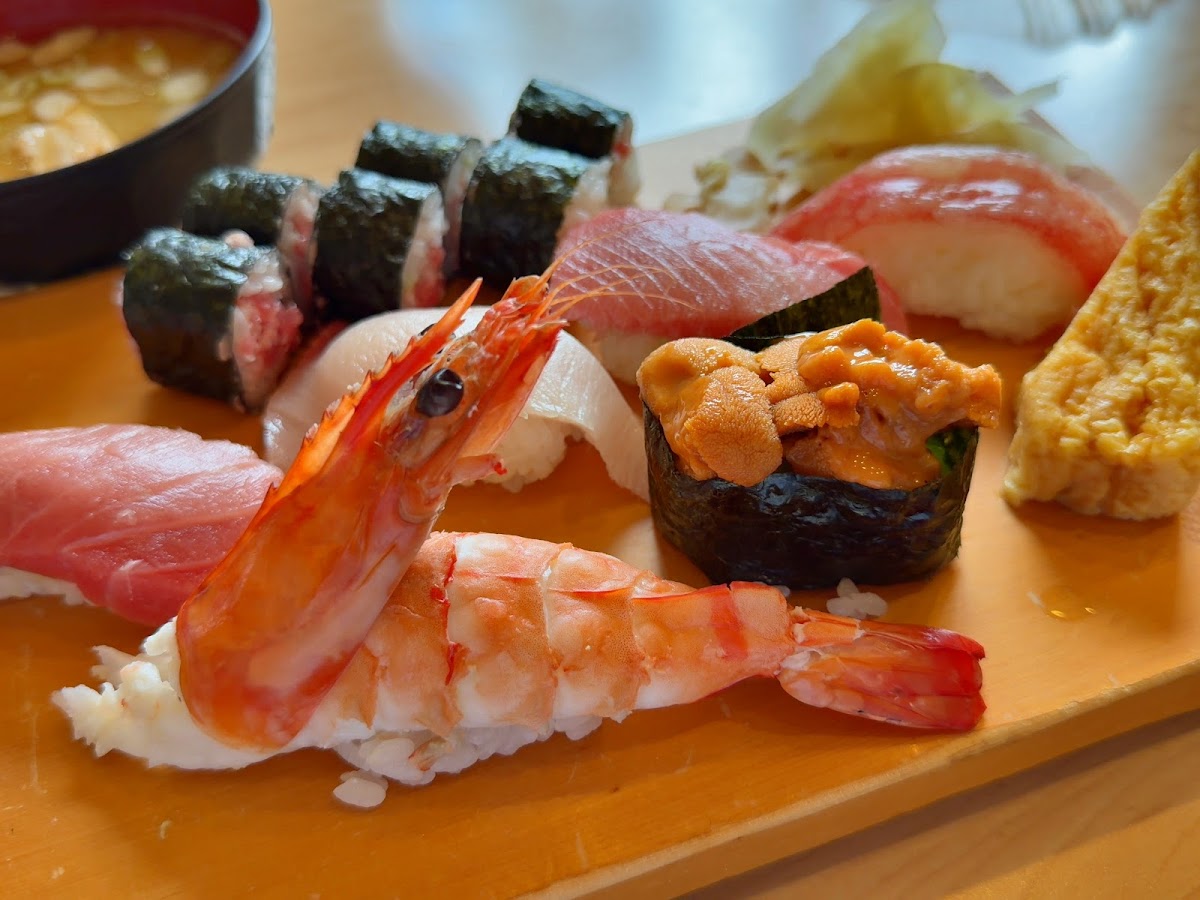 Ogi Sushi Photos 2