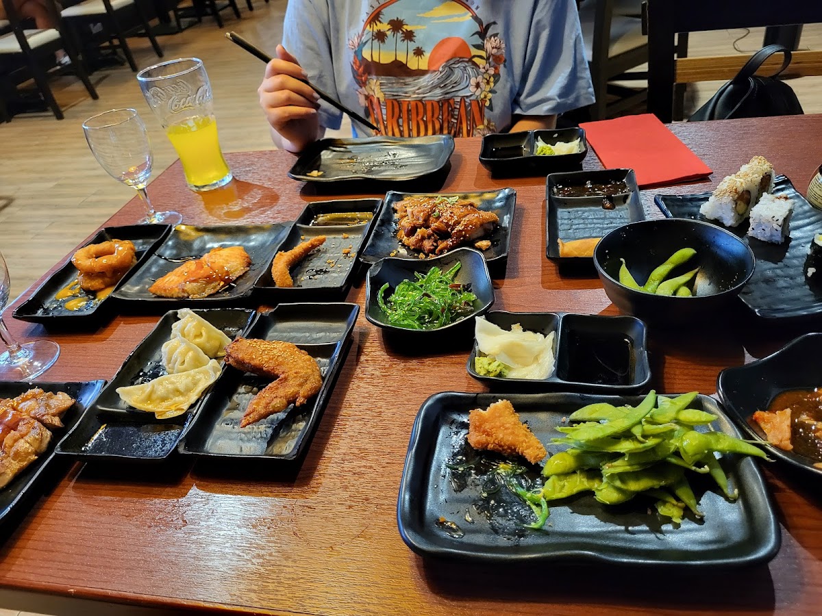 Oishii Sushi & Grill Photos 9