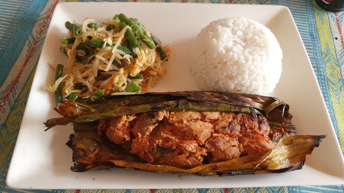Oka's Warung Photos 9