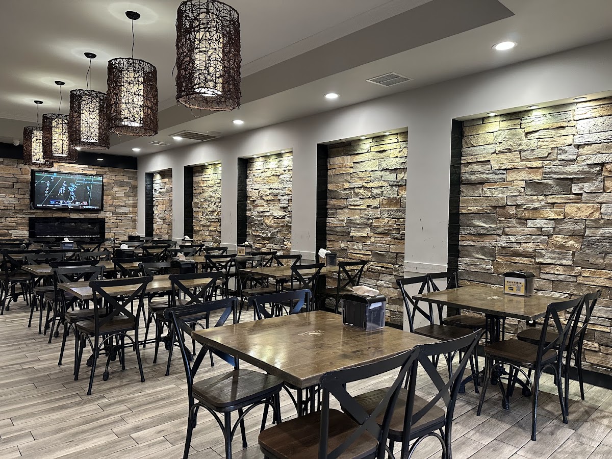 Old Bridge Restaurant & Pizzeria
