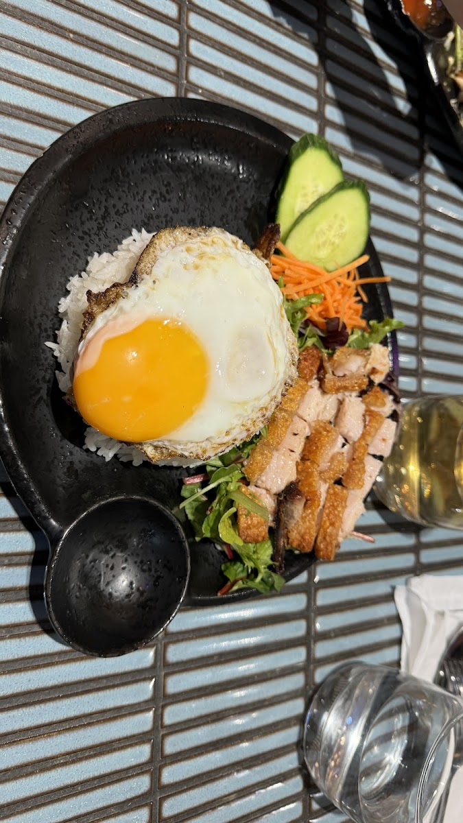 Old Man Pho Emporium - Vietnamese Restaurant Photos 9