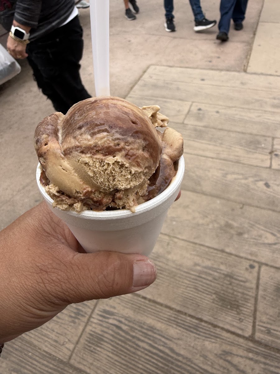 Old Town Ice Cream Photos 9