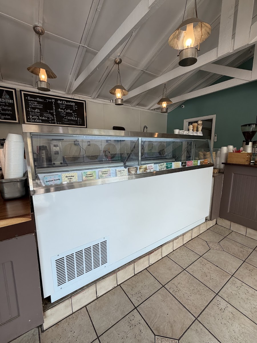 Old Town Ice Cream Photos 2