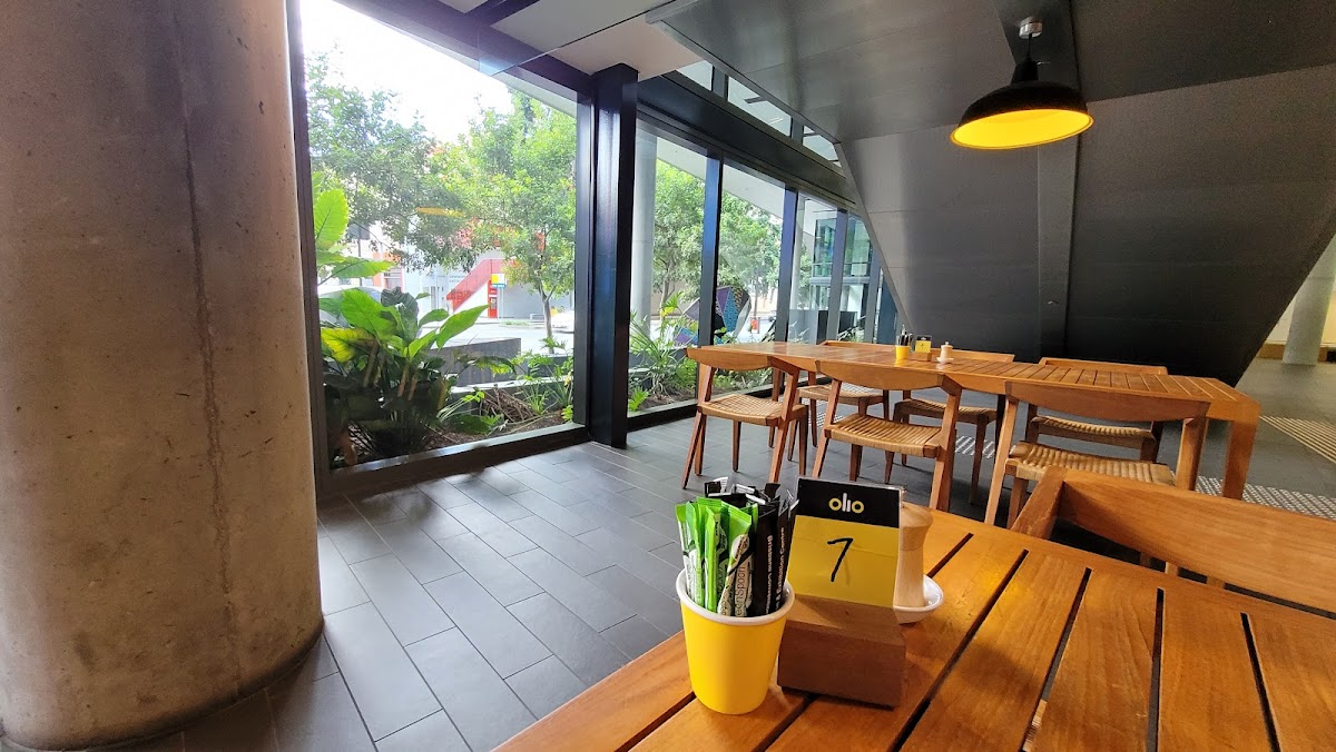 Olio Cafe & Bar Photos 2