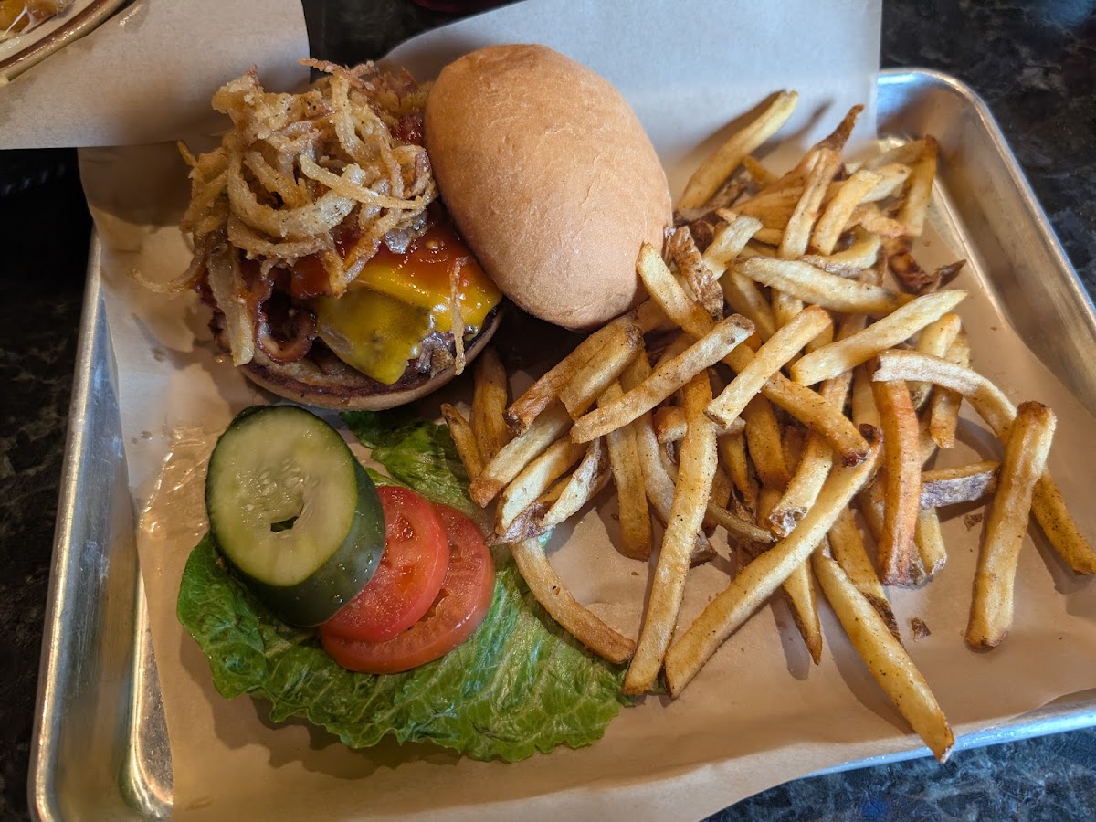 Oliver's Pizza & Pub North Photos 2
