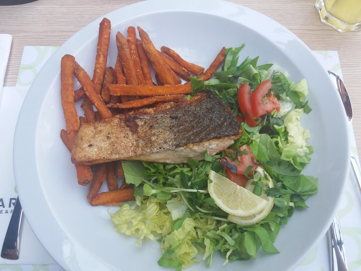 Onyx Garden Cafe & Restaurant Photos 9