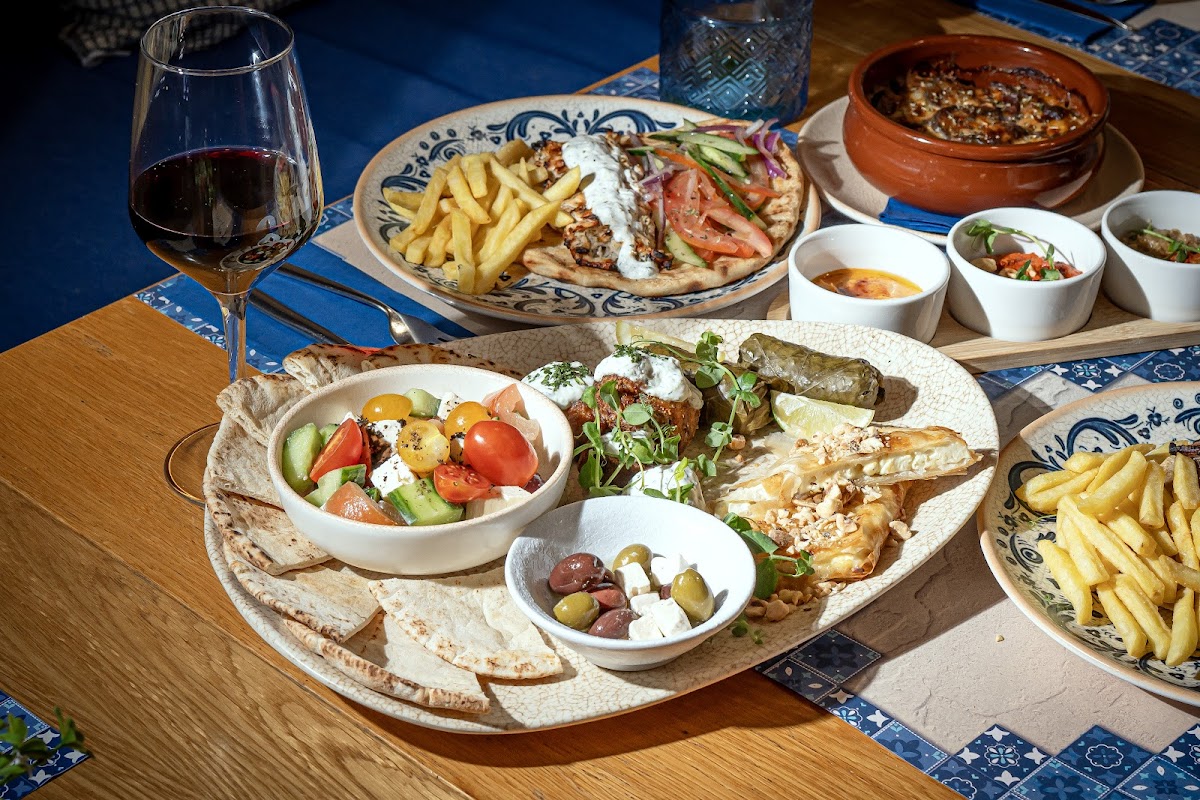 Opa! Restaurante Griego - By Origins Photos 2