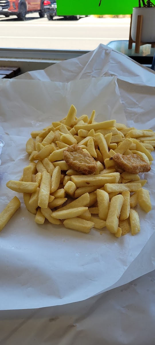 Ormond Road Fish & Chips Shop ( Gluten Free Fish N Chips) Photos 9