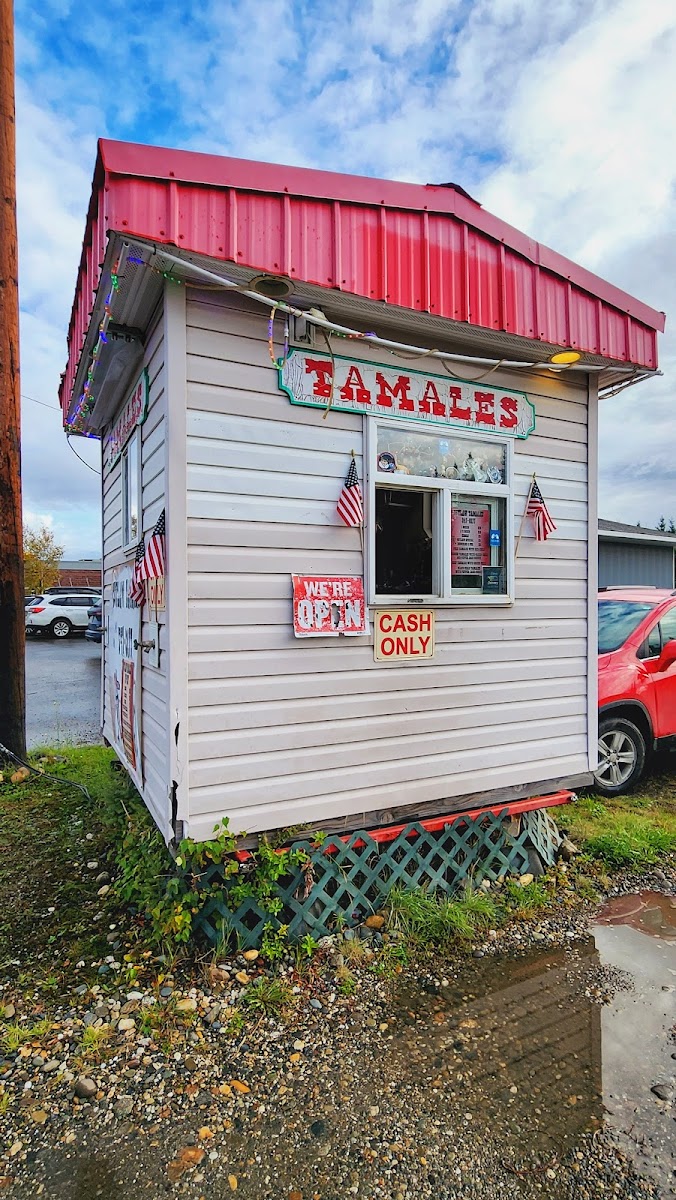 Outlaw Tamales Photos 2