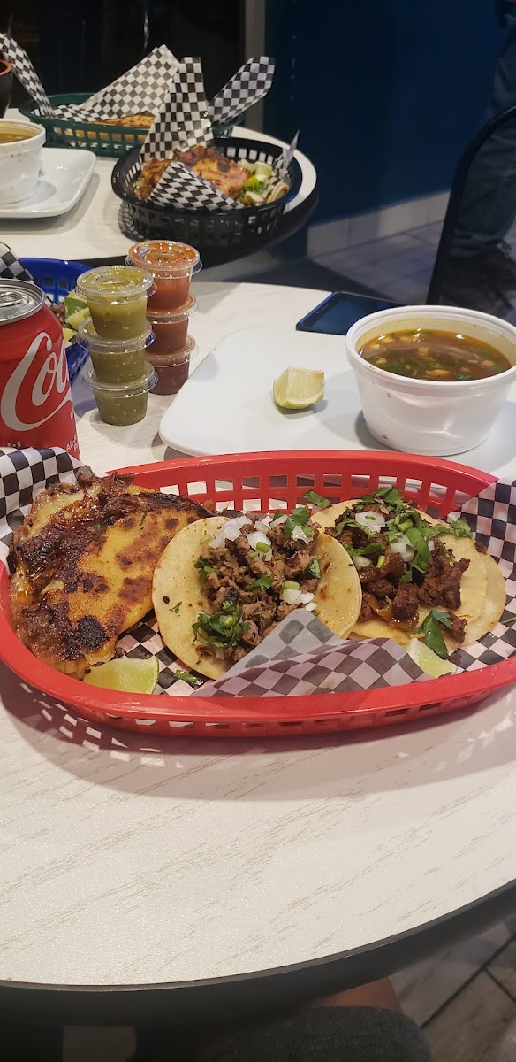 Paco's Tacos & Sip Photos 9