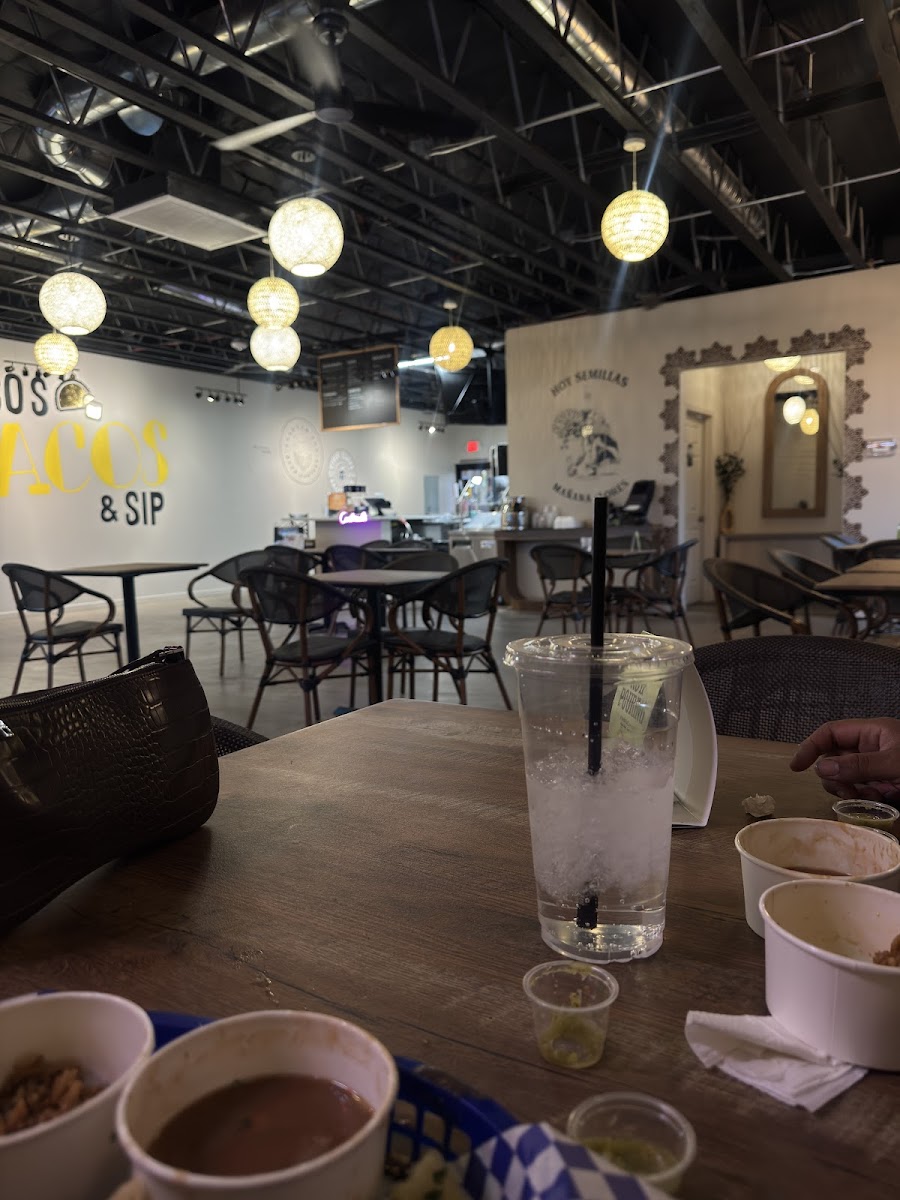 Paco's Tacos & Sip Photos 2