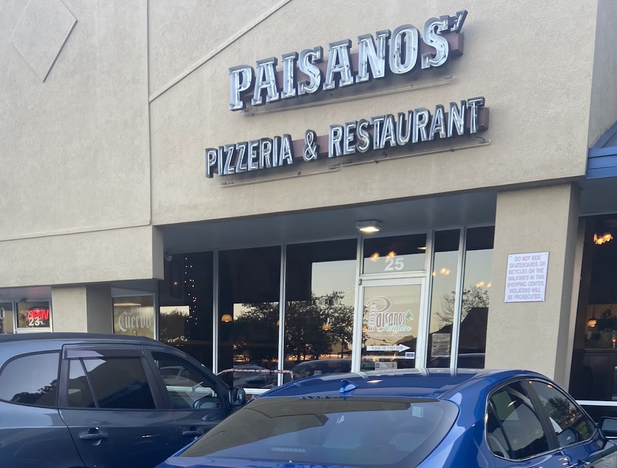 Paisano's Italian Restaurant & Pizzeria