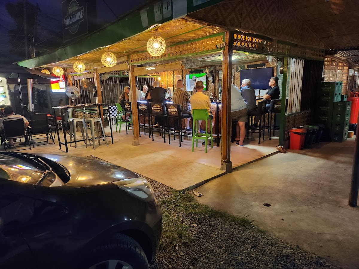 Panglao Roadhouse Resto Bar