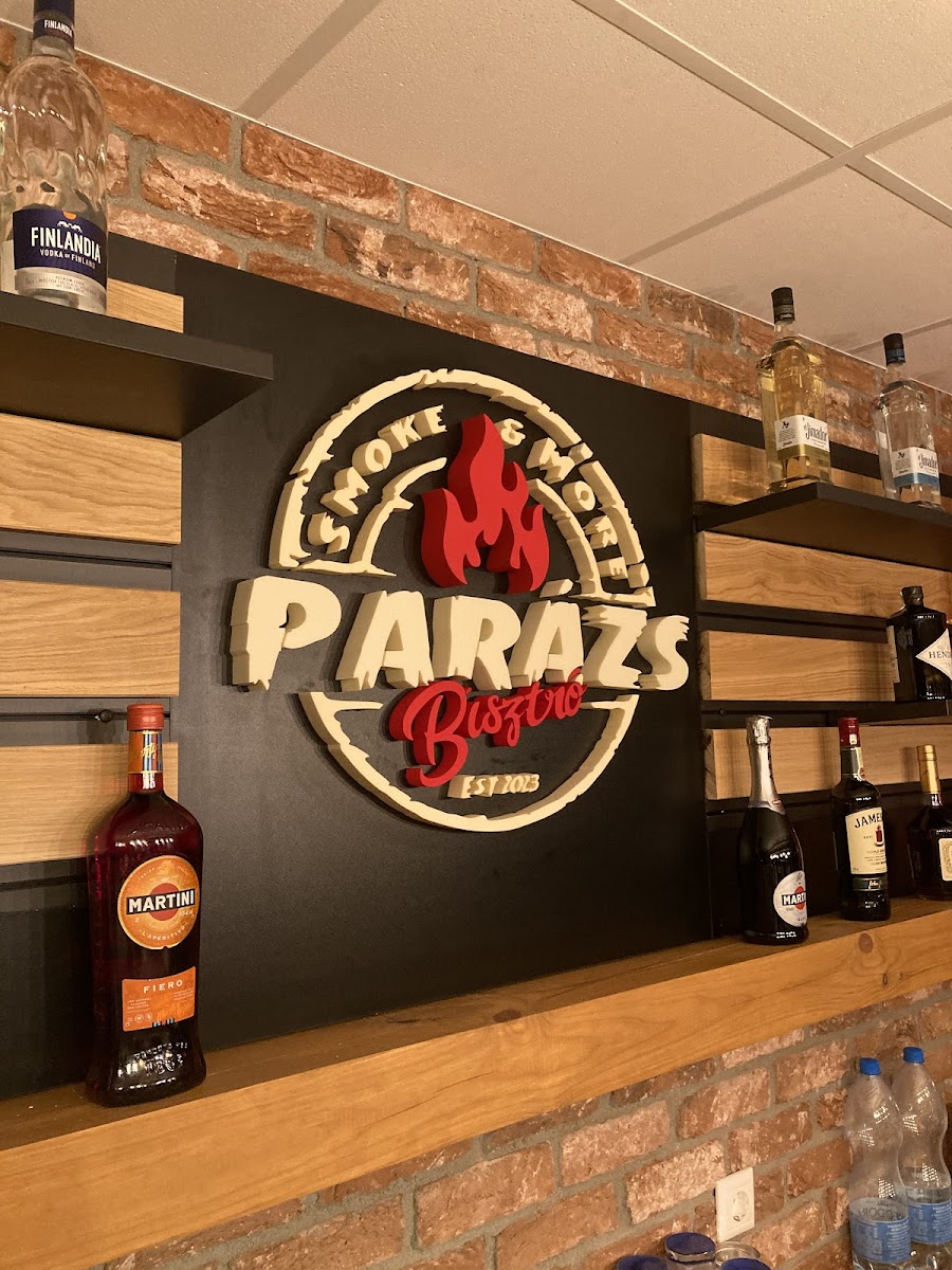 Parázs Bisztró