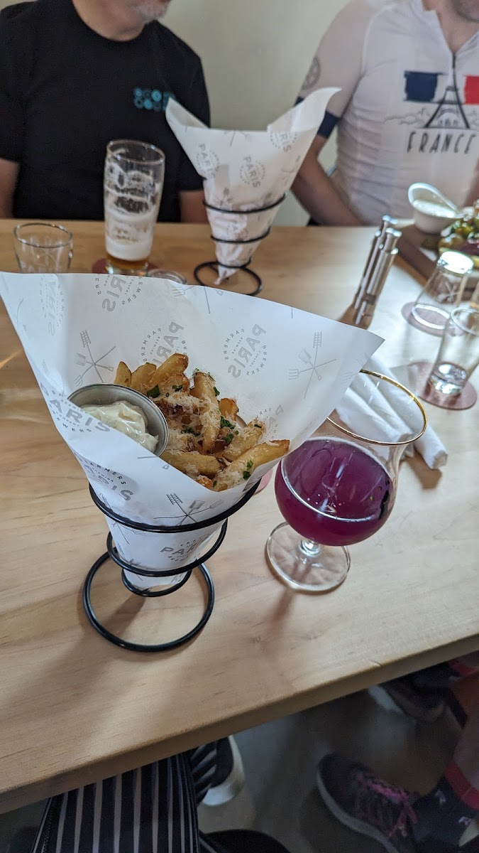 Paris Beer Company Photos 9
