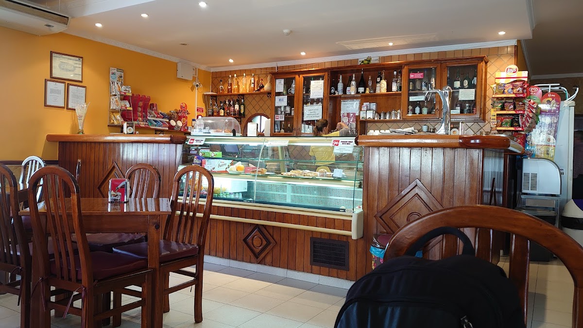 Pastelaria / Snack-Bar Adiafa