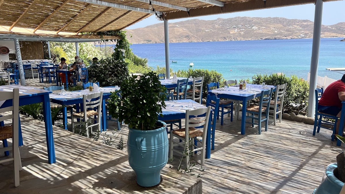 Pelao Tavern