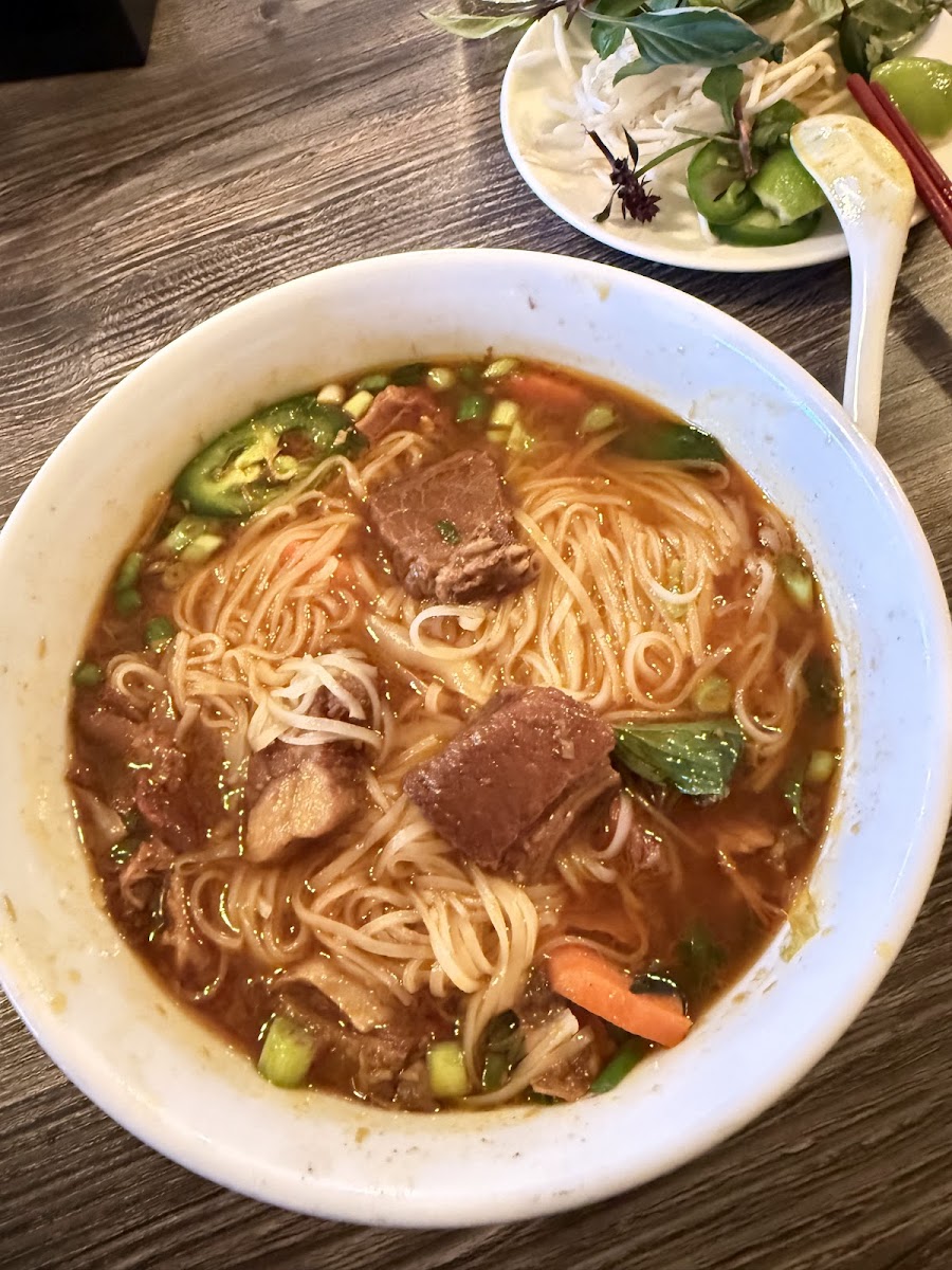 Pho Benny Photos 2