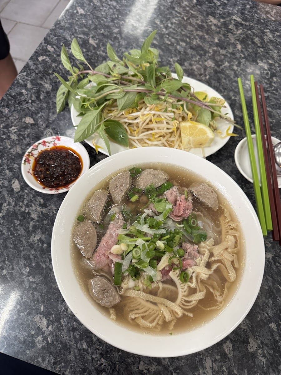Pho Hoang Photos 2