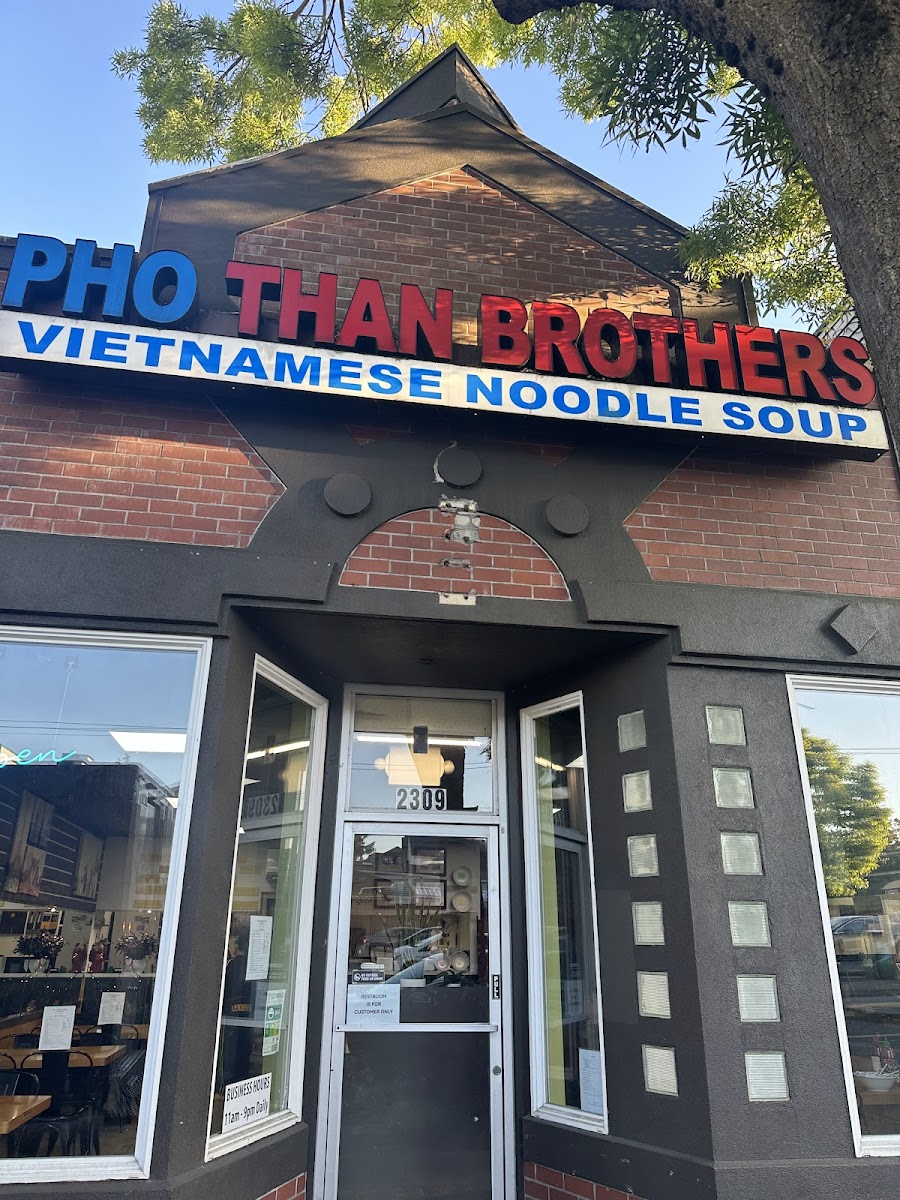 Pho Than Brothers