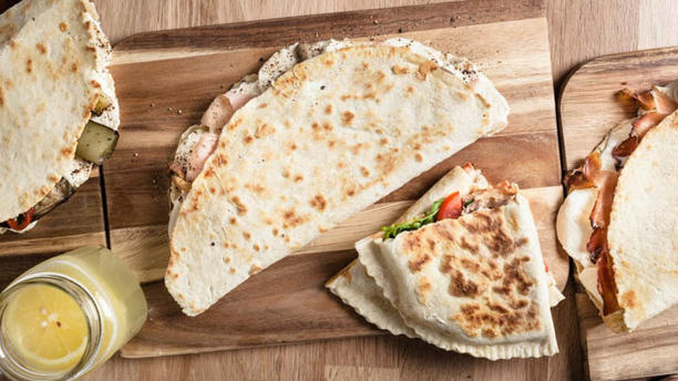 Piadineria Luna Rossa Forli Photos 9