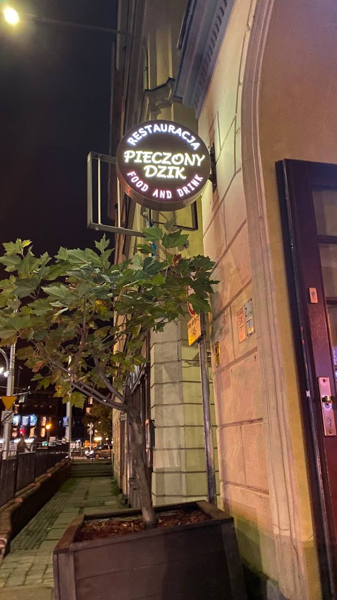 Pieczony Dzik