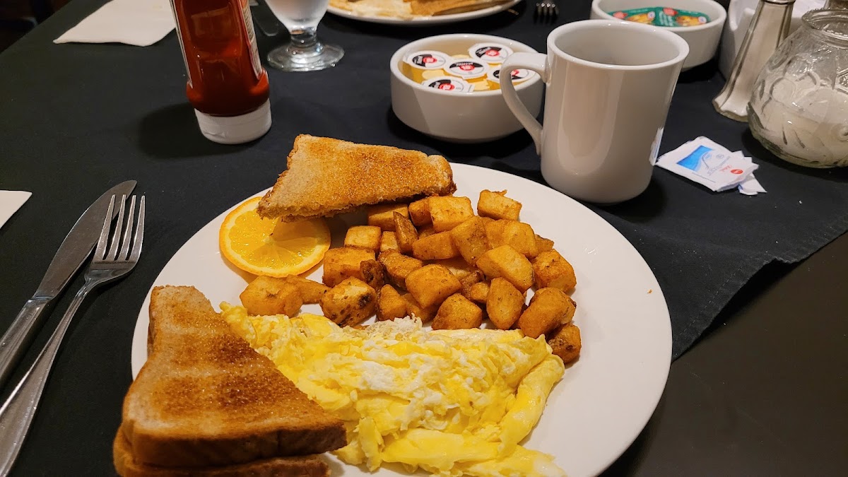 Pinewood Tap & Grill