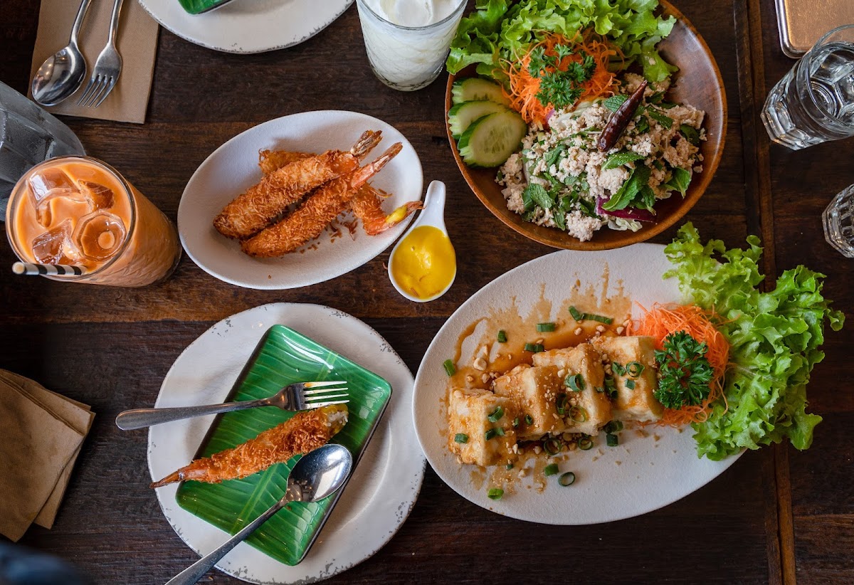 Pinto Thai Eatery Photos 2