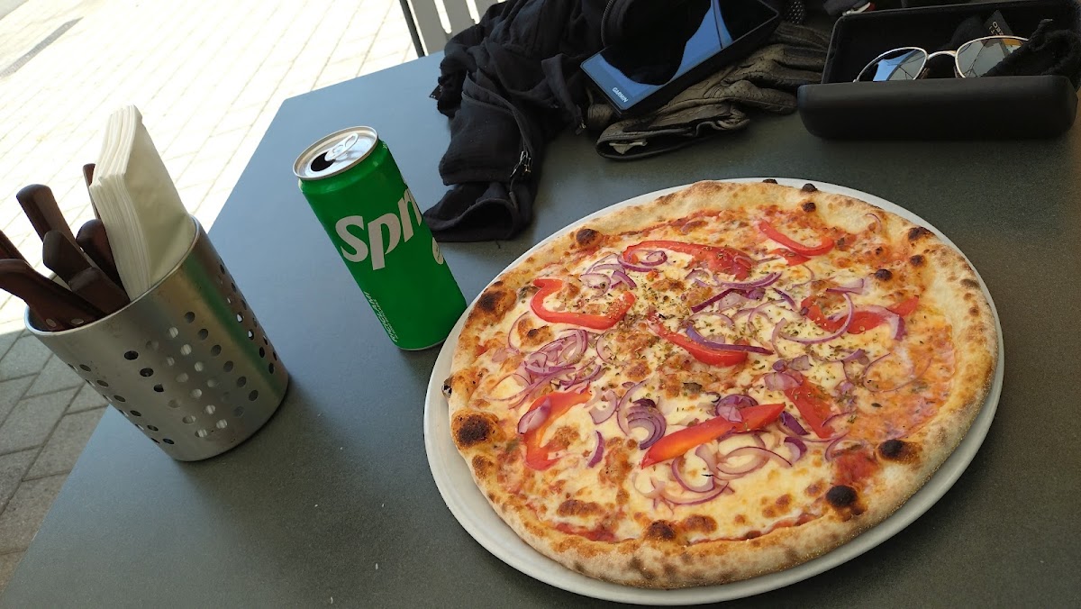 Pisa Pizza Photos 2