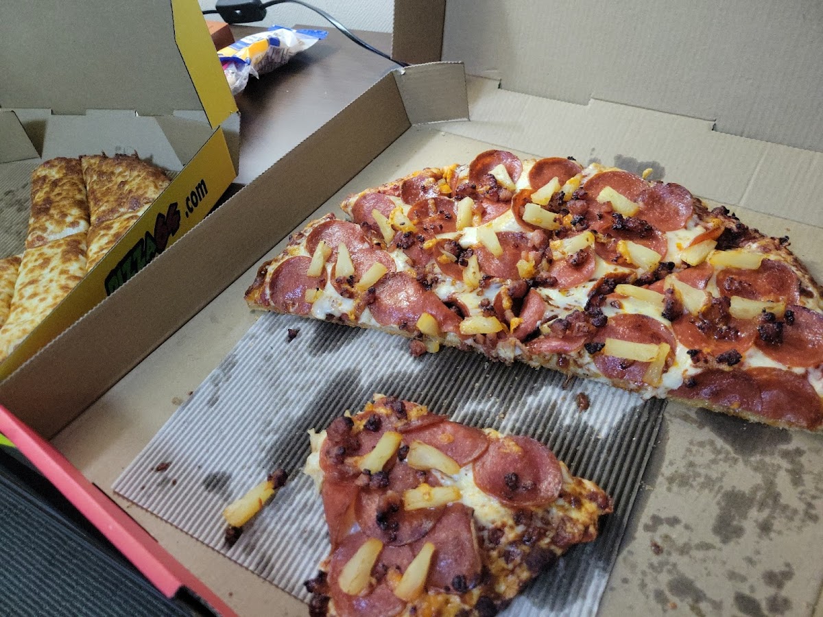 Pizza 64 Photos 9