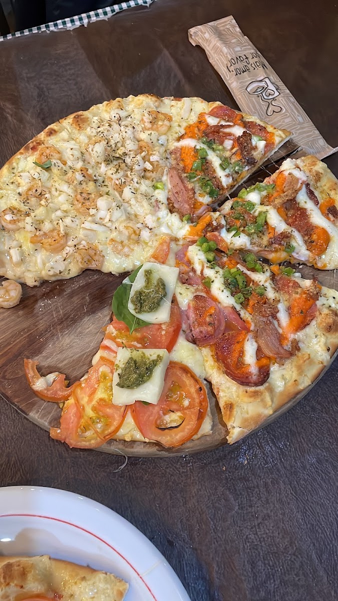 Pizza Da Família Photos 9