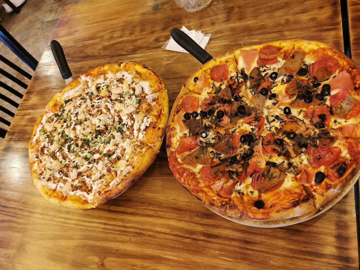 Pizza Grizzly • Ciudad Cayalá Photos 2