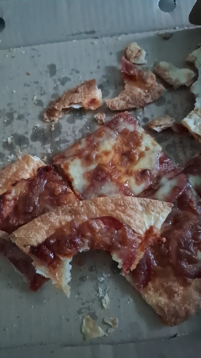 Pizza Hut Delivery Pasir Pueth Photos 9