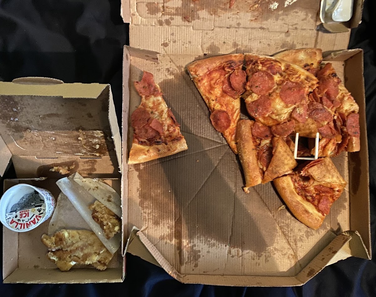 Pizza Hut Newbury London Road Photos 9