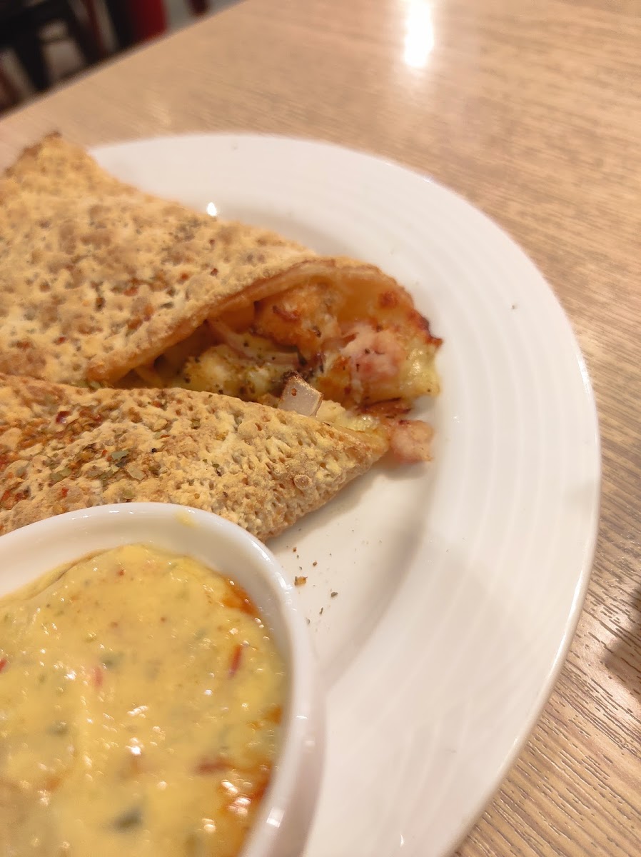 Pizza Hut - Seeduwa Photos 9