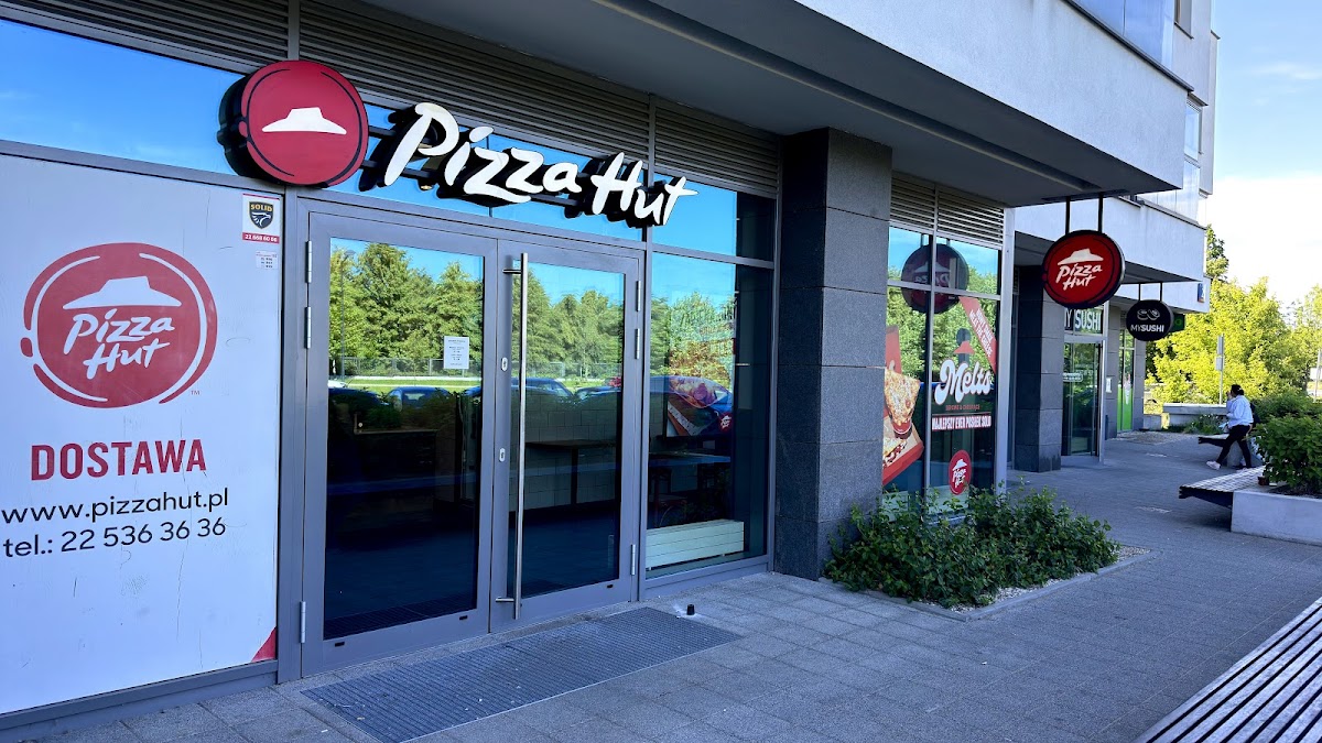 Pizza Hut Warszawa Zwm